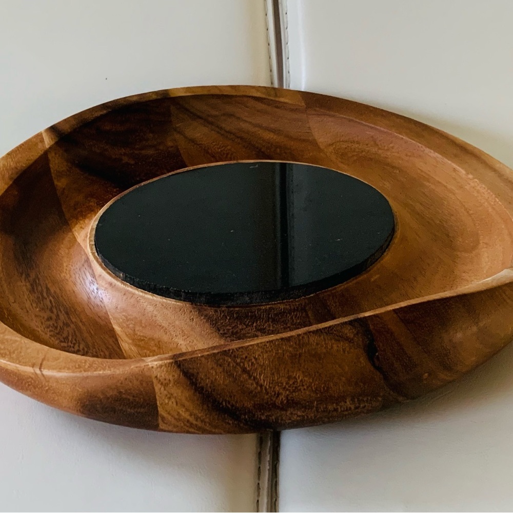 Nambe acacia wood cheese Board - Picture 8 of 8